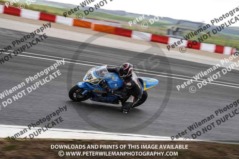 cadwell no limits trackday;cadwell park;cadwell park photographs;cadwell trackday photographs;enduro digital images;event digital images;eventdigitalimages;navarra;no limits trackdays;peter wileman photography;racing digital images;trackday digital images;trackday photos